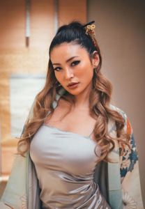 ส่องสาวสวย!! Raelilblack นางแบบสาวสุดเซ็กซี่ ขวัญใจหนุ่มๆ