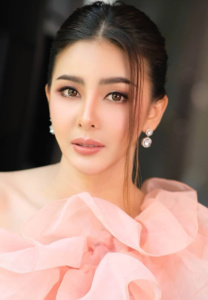 ซ้อพรีซ ไก่ยกครก---cute ซ้อพรีซ ไก่ยกครก---cute