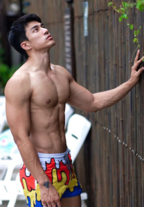 ปัณ ปัณณพงศ์ muscle