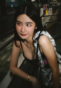 นุ่น-สุทธิภา-both