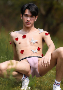 ปิงปอง วรวุฒิ grasses