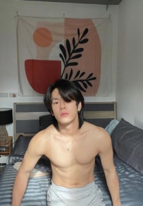 โต้ง-สุรวิชญ์-นอน โต้ง-สุรวิชญ์-นอน