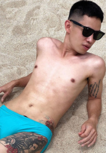 Bungbin-Passagorn-นอนชายทะเล Bungbin-Passagorn-นอนชายทะเล