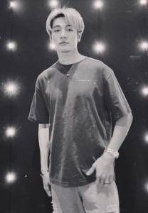 Champ-Chatthong-ขาวดำ