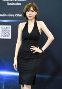 DJ-อันนา-หุ่นดี