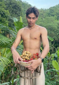 Ize-Naphat-ผลไม้