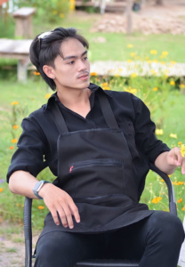 Netilak-Ningnaen-เชิ้ตดำ