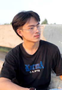 Netilak-Ningnaen-เสื้อยืดดำ