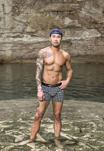 Yukarin-Thedvisan-กางเกงลาย