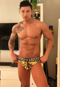 Yukarin-Thedvisan-กางเกงเหลือง