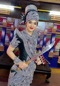 นุนิว-ชวรินทร์-เล่นลิเก