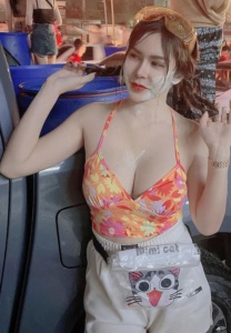 ฟองเบียร์-กรชญาดา-ออร่า