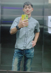 มนัส-หมีเงิน-ถ่ายรูป