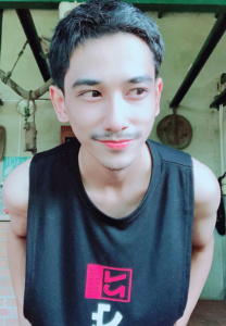 มนัส-หมีเงิน-ยิ้มหวาน