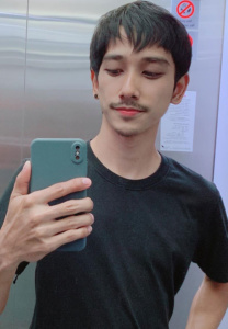 มนัส-หมีเงิน-เสื้อดำ มนัส-หมีเงิน-เสื้อดำ