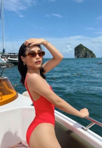 ลิลลี่-ภัณฑิลา-ทะเลใส ลิลลี่-ภัณฑิลา-ทะเลใส