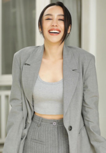 ลิลลี่-ภัณฑิลา ลิลลี่-ภัณฑิลา