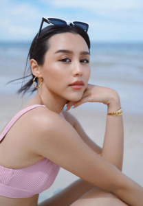 ลิลลี่-ภัณฑิลา ลิลลี่-ภัณฑิลา