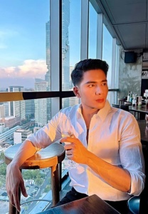 เควิน-เควิน--หล่อ