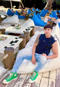 เจ้าเสือ-วัชรากร-เสื้อกล้าม