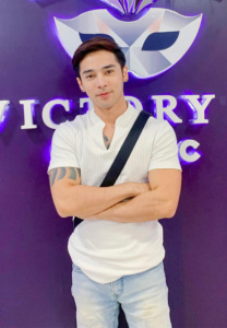 เจ้าเสือ-วัชรากร-เสื้อขาว