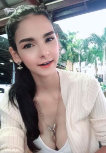 แป้ง-ผกากุล-สาวสวย