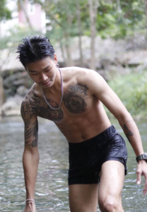 เม้ก อภิสิทธิ์ waterfall