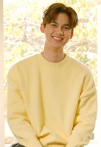 ทิกเกอร์-อชิระ-หล่อ