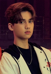 ทิกเกอร์-อชิระ-หล่อเข้ม