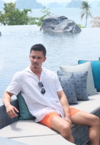 Auckkarunch-Thongjamroon-เผลอๆ