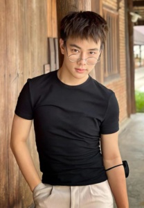 Kornrawut Poudontong-เสื้อดำ