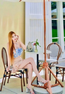 ครูเดียร์-ณัฐมา-คาเฟ่