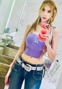 ครูเดียร์-ณัฐมา-ถ่ายรูป