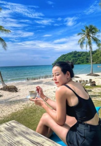 นิง-ปณิตา-ทะเล