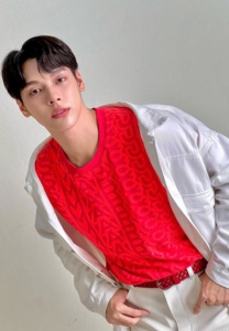 เป็นต่อ-จีรภัทร-เน็ตไอดอล