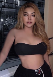 เอิ้ก-ชาลิสา-ผมทอง