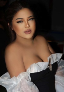 เอิ้ก-ชาลิสา-สาวแซ่บ