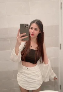 Eve-Kamon-skirt Eve-Kamon-skirt