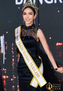 ครูแพรว-หุ่นเป๊ะปัง