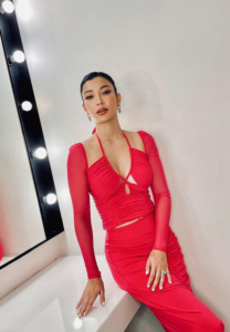 เอมมี่-มรกต-แดง เอมมี่-มรกต-แดง