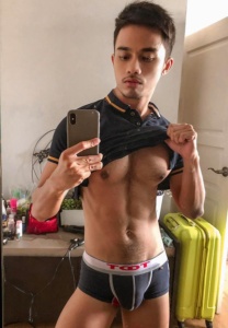 โยชิ-ธีรวัฒน์-แซ่บ