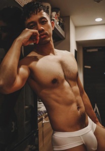 โยชิ-ธีรวัฒน์-แซ่บสุด