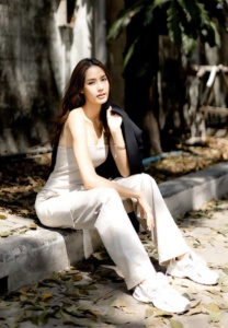 ใบหม่อน-กิตติยา-ลุคเท่