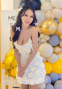 Neeranuch-Chuachuchat Neeranuch-Chuachuchat