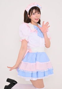 Ai-Uehara-ยิ้ม