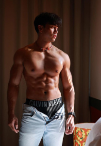 Yuttakiat-Wongsit-เท่ Yuttakiat-Wongsit-เท่
