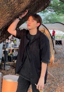 ซุง-ศตาวิน-เสื้อยีนส์