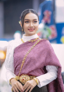 น้ำผึ้ง-กานต์ธีรา-สวย น้ำผึ้ง-กานต์ธีรา-สวย