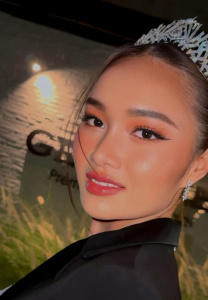 น้ำผึ้ง-กานต์ธีรา น้ำผึ้ง-กานต์ธีรา