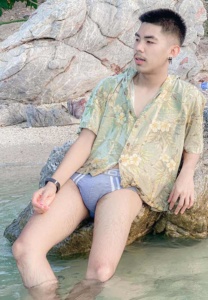 หมวกแก๊บ-น้ำใส หมวกแก๊บ-น้ำใส